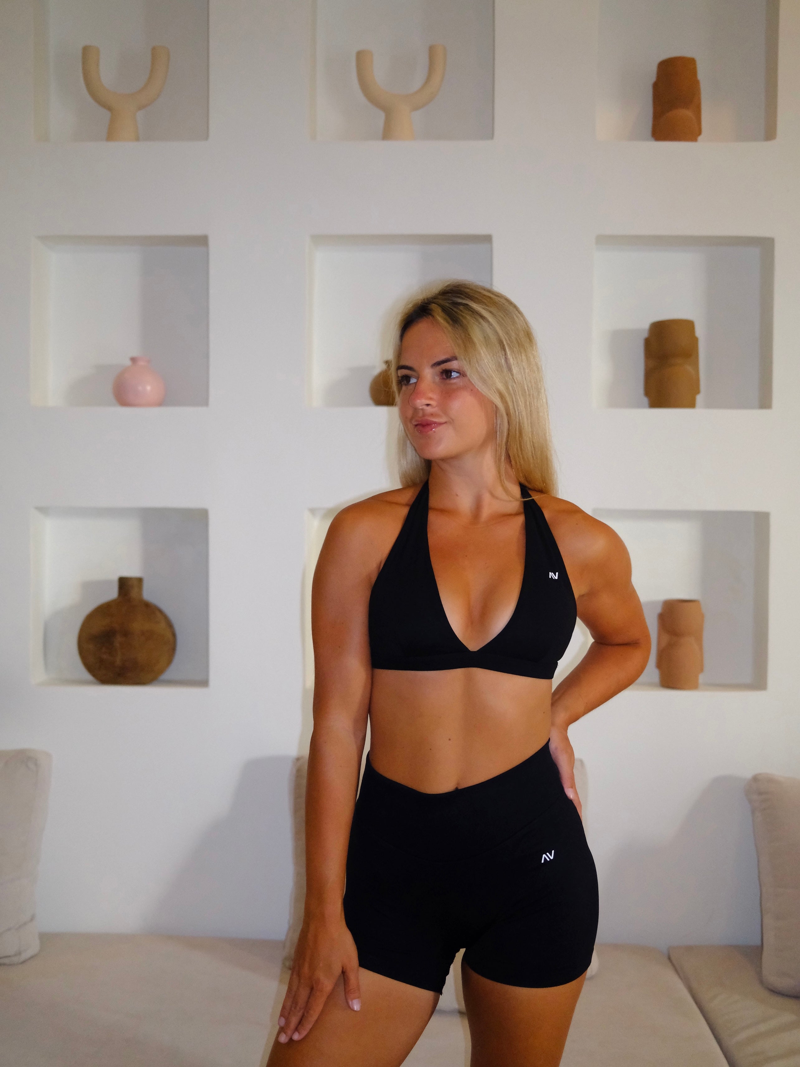 BLACK TOP - NEUTRALS