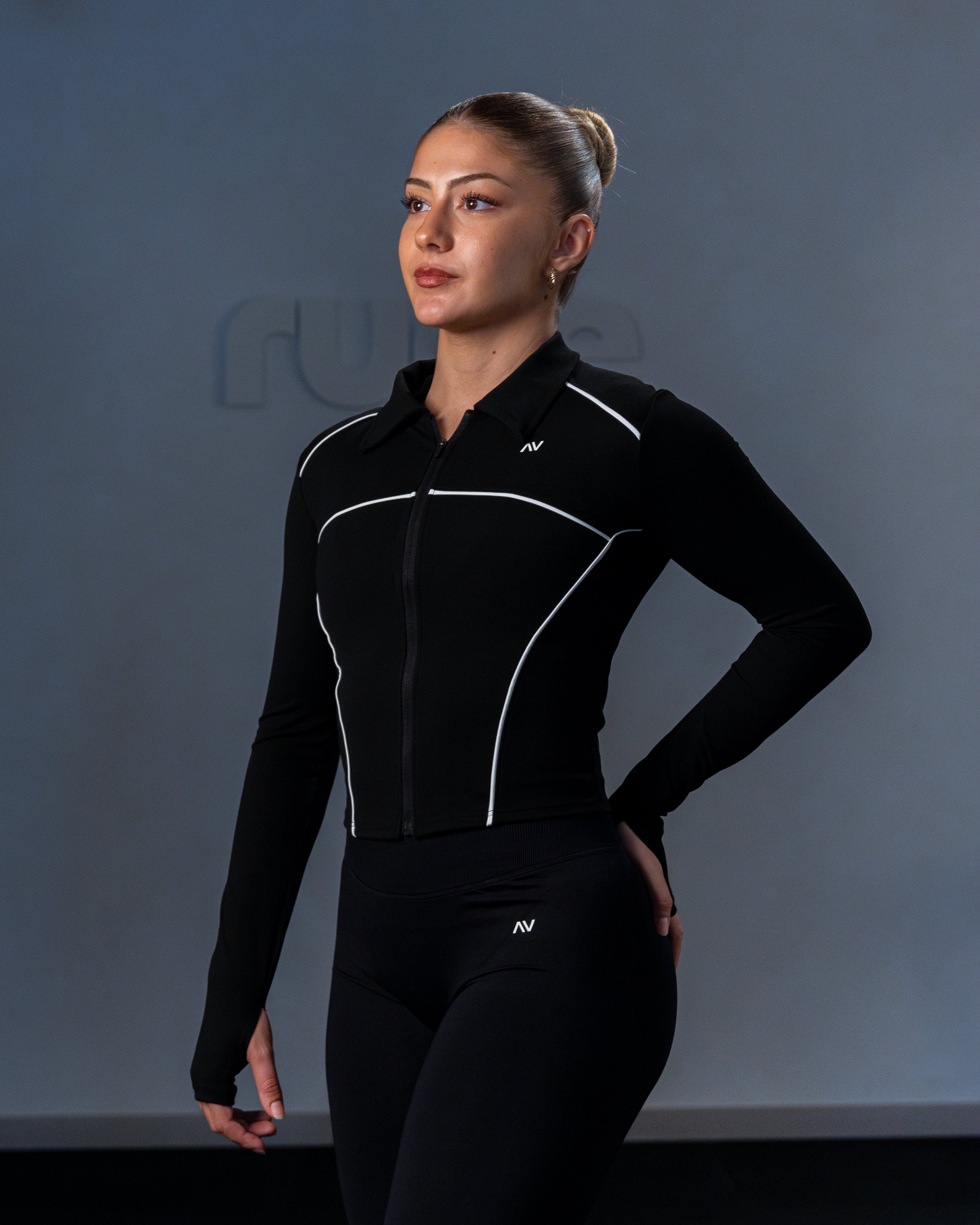 BLACK LEGGING - ARYA